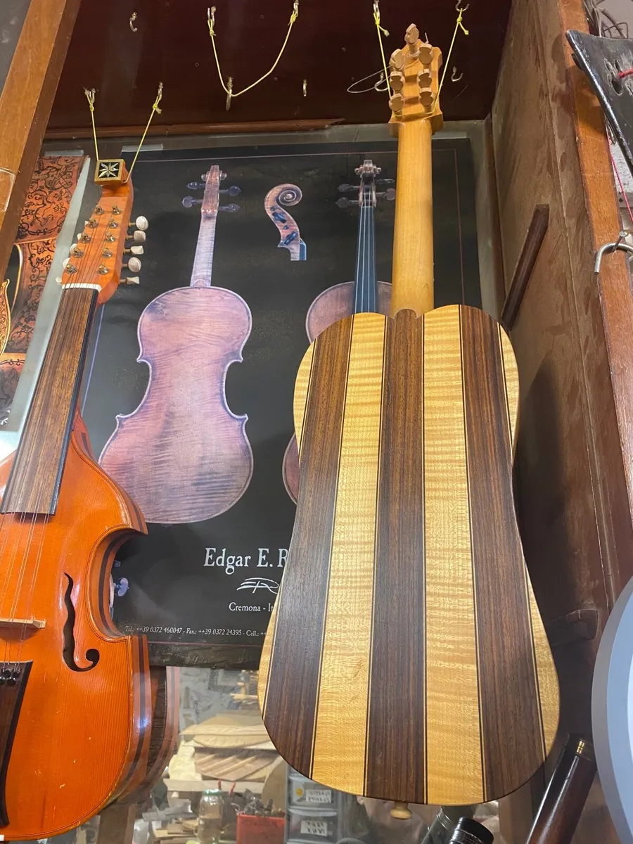 Baroque renaissance guitar - Image 2