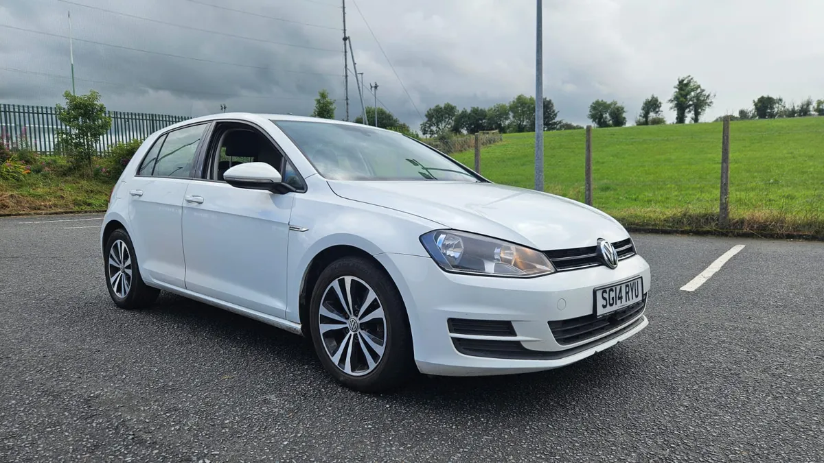 2014 Volkswagen Golf 1.6 tdi se bluemotion - Image 4