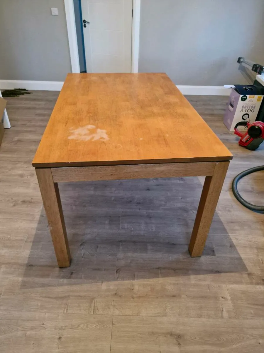 Kitchen table - Image 2