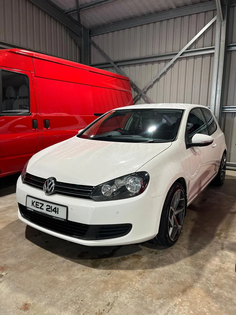 VW Golf 2010, 1.6 TDI, NI Car - Image 3