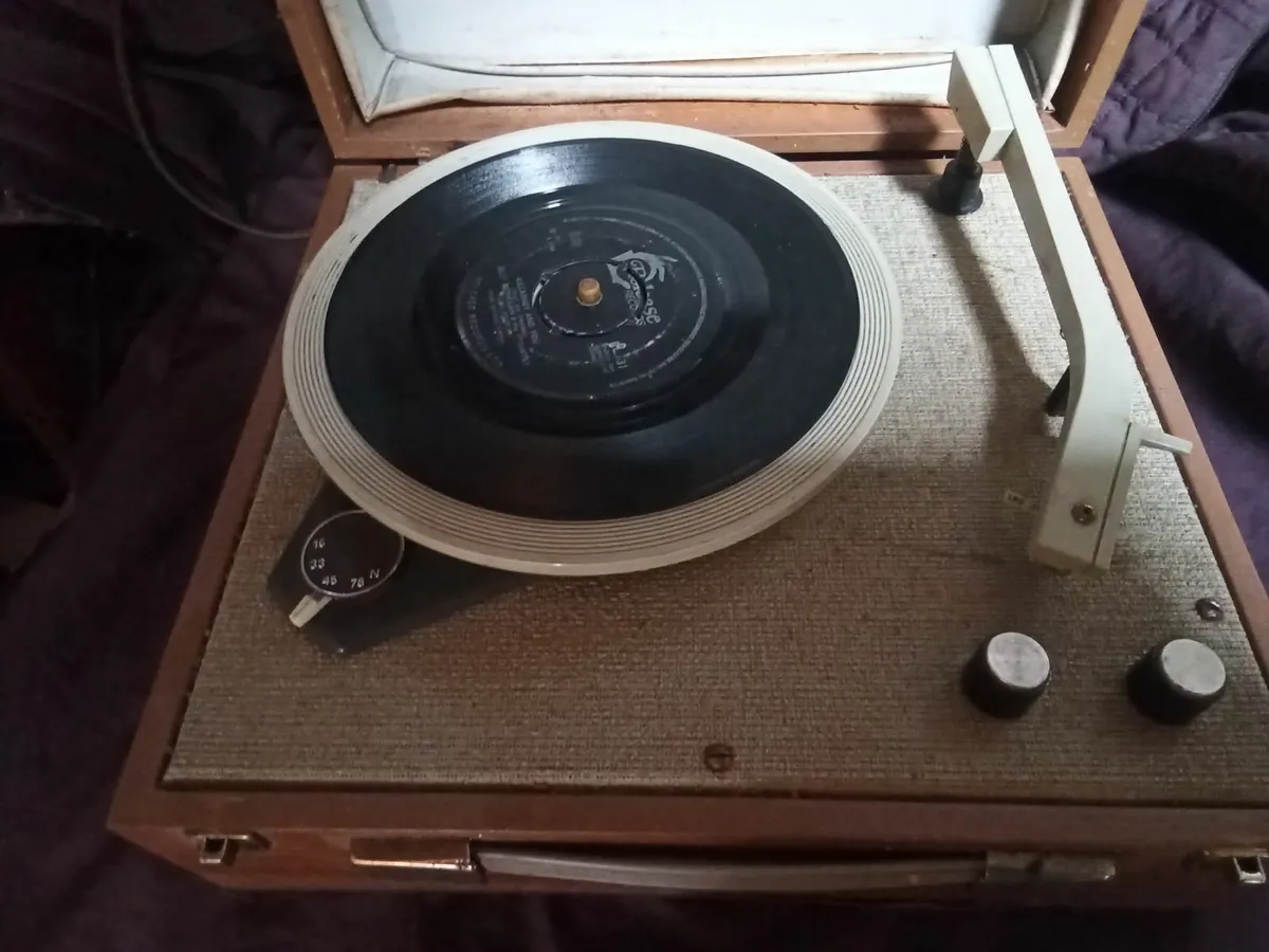 Vintage PYE Record Player - Image 2
