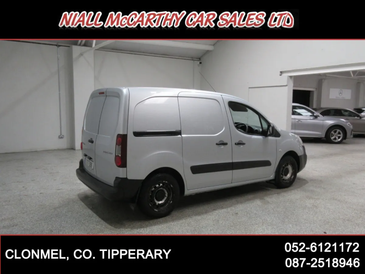 Peugeot Partner ACTIVE 1.6 BLUE HDI 3 SEATER - SCR - Image 4