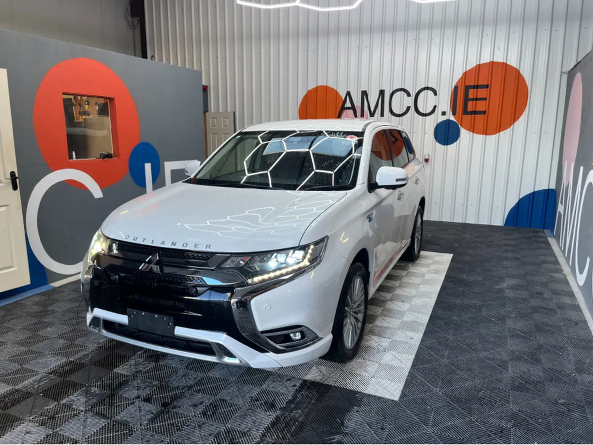 Mitsubishi Outlander €22950! OUTLANDER 2.4 HYBRID - Image 3