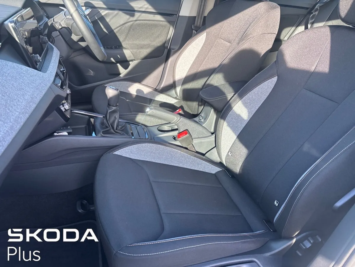 Skoda Kamiq SELECTION 1.0 TSI 115HP - Image 4