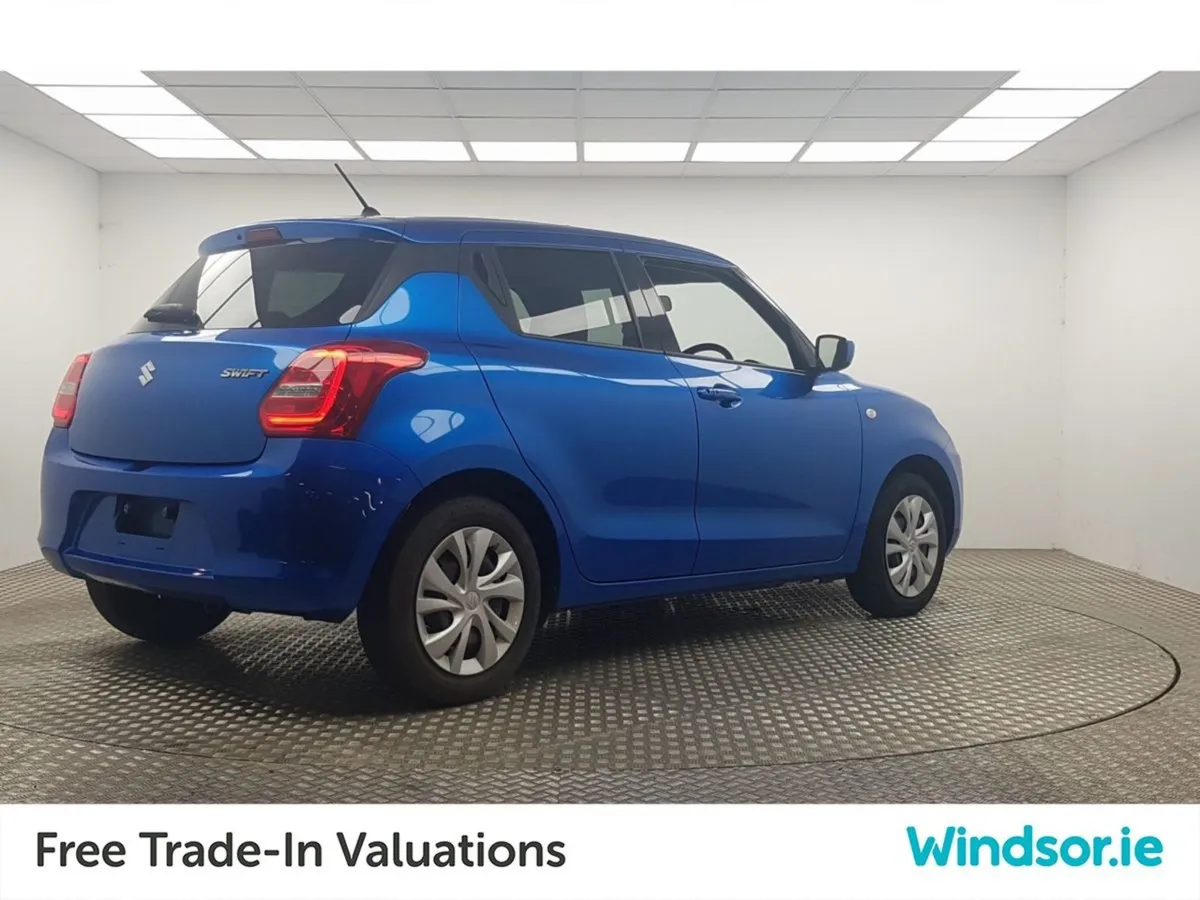 Suzuki Swift 1.2 CVT Auto - Image 3