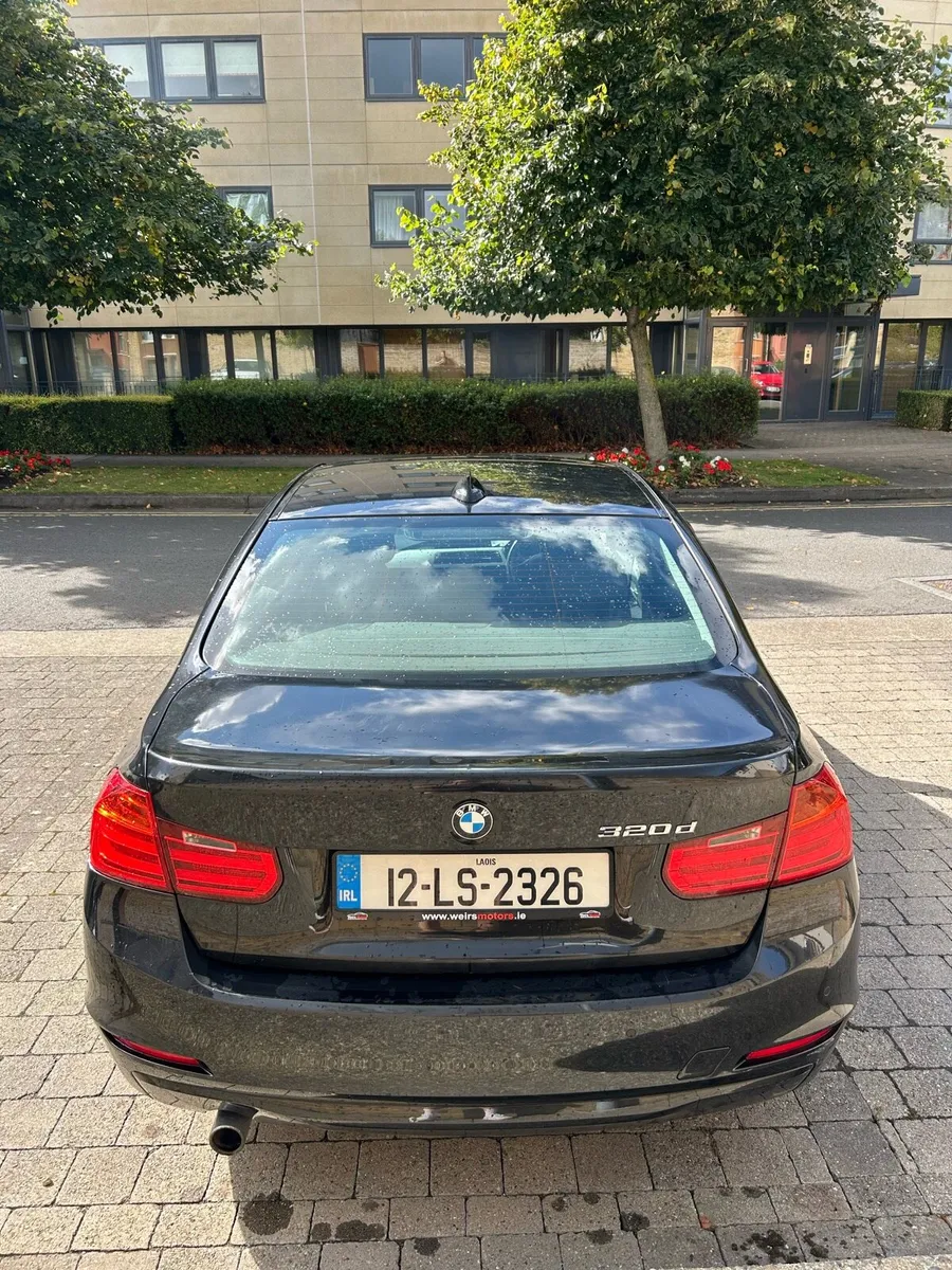 BMW 320d efficient dynamics - Image 4