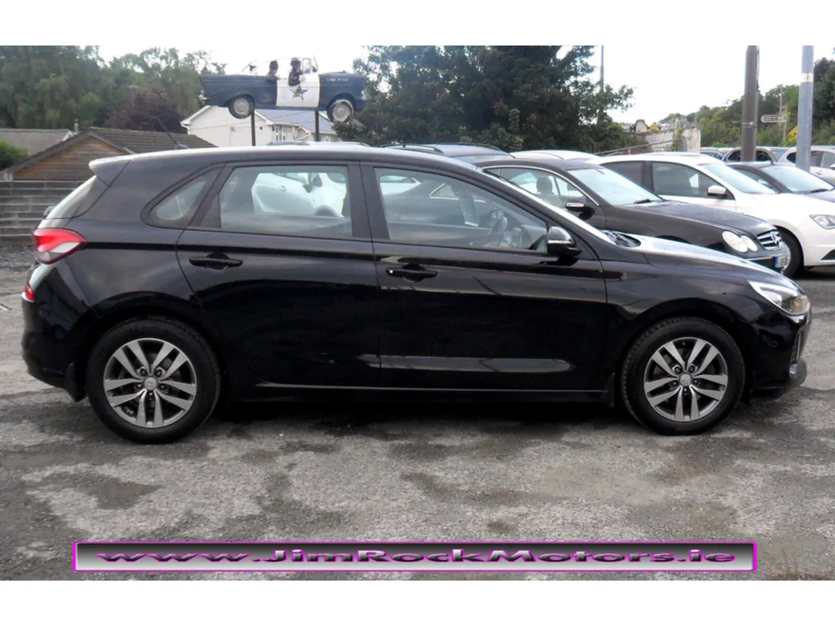 Hyundai i30 I 30 DELUXE 5DR........NCT 02/27...... - Image 4