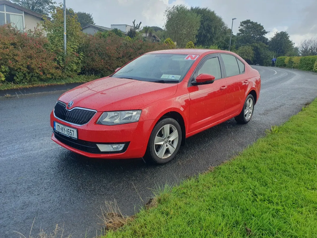 Skoda Octavia Ambition 2.0L DSG4 - Image 1