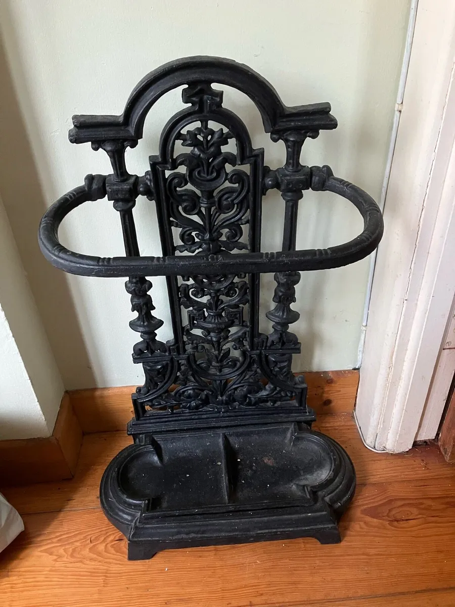 Umbrella stand - Image 1