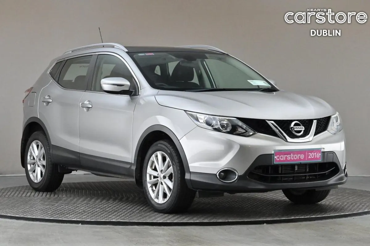 Nissan QASHQAI 1.2 SV CVT My16  glass Roof sat Na - Image 1