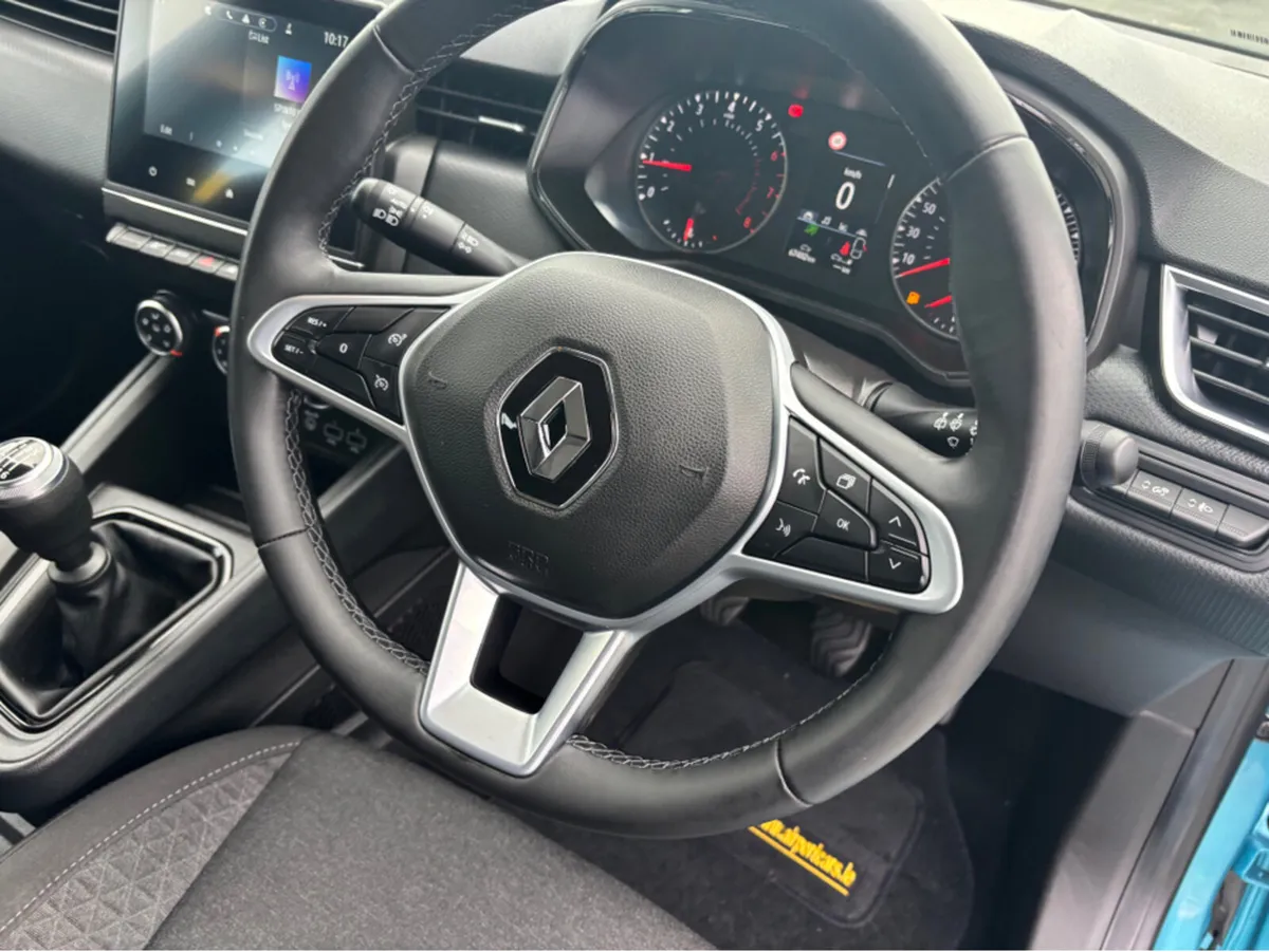 Renault Clio DYNAMIQUE TCE 90 MY21.5 5 5DR - Image 4