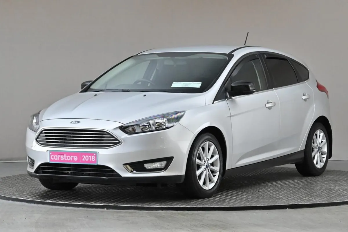 Ford Focus 1.5 Tdci 95bhp Titanium 6spd  sat Nav - Image 3