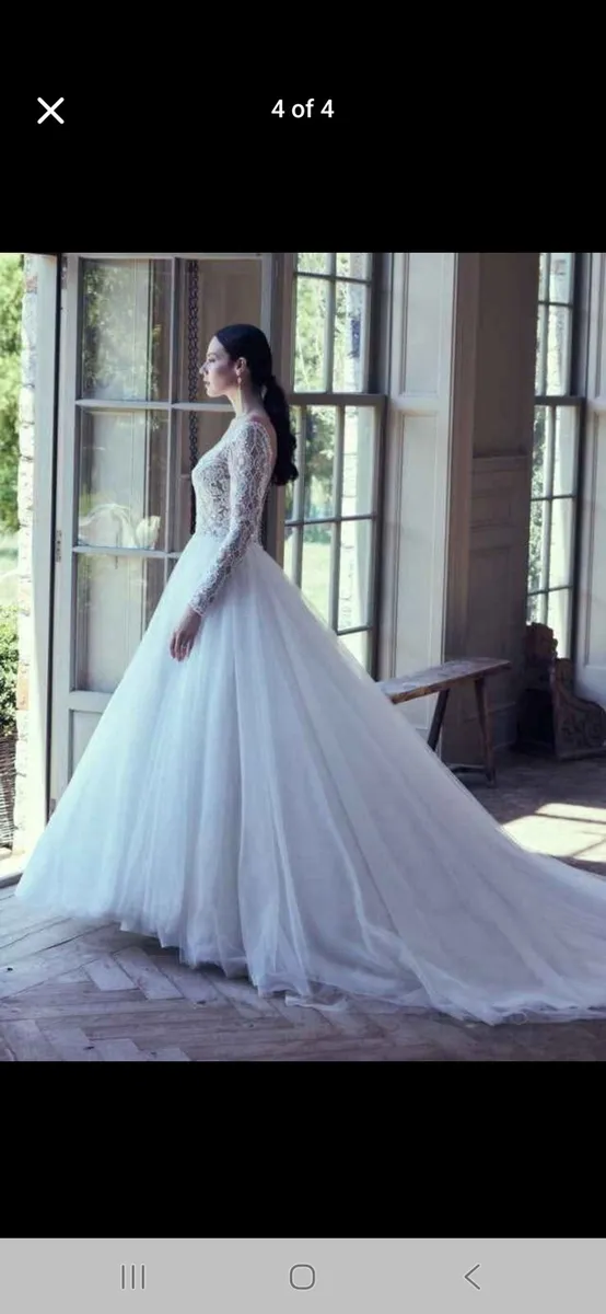 Beautiful Maggie Sottero Wedding Gown - Image 3