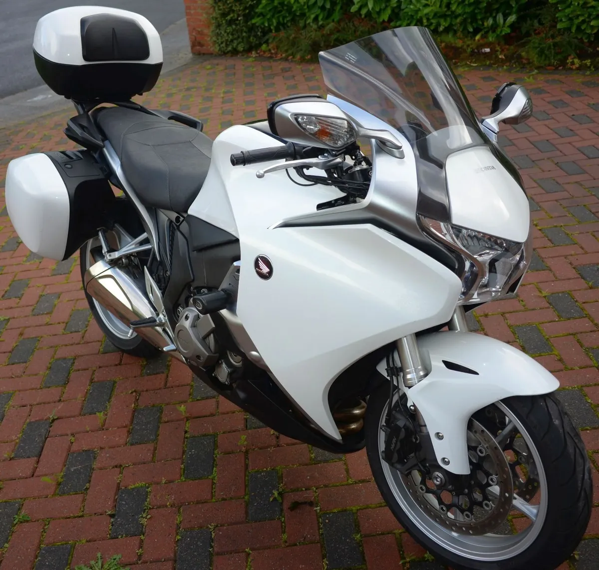 Honda VFR1200F DCT 2011 - Image 3