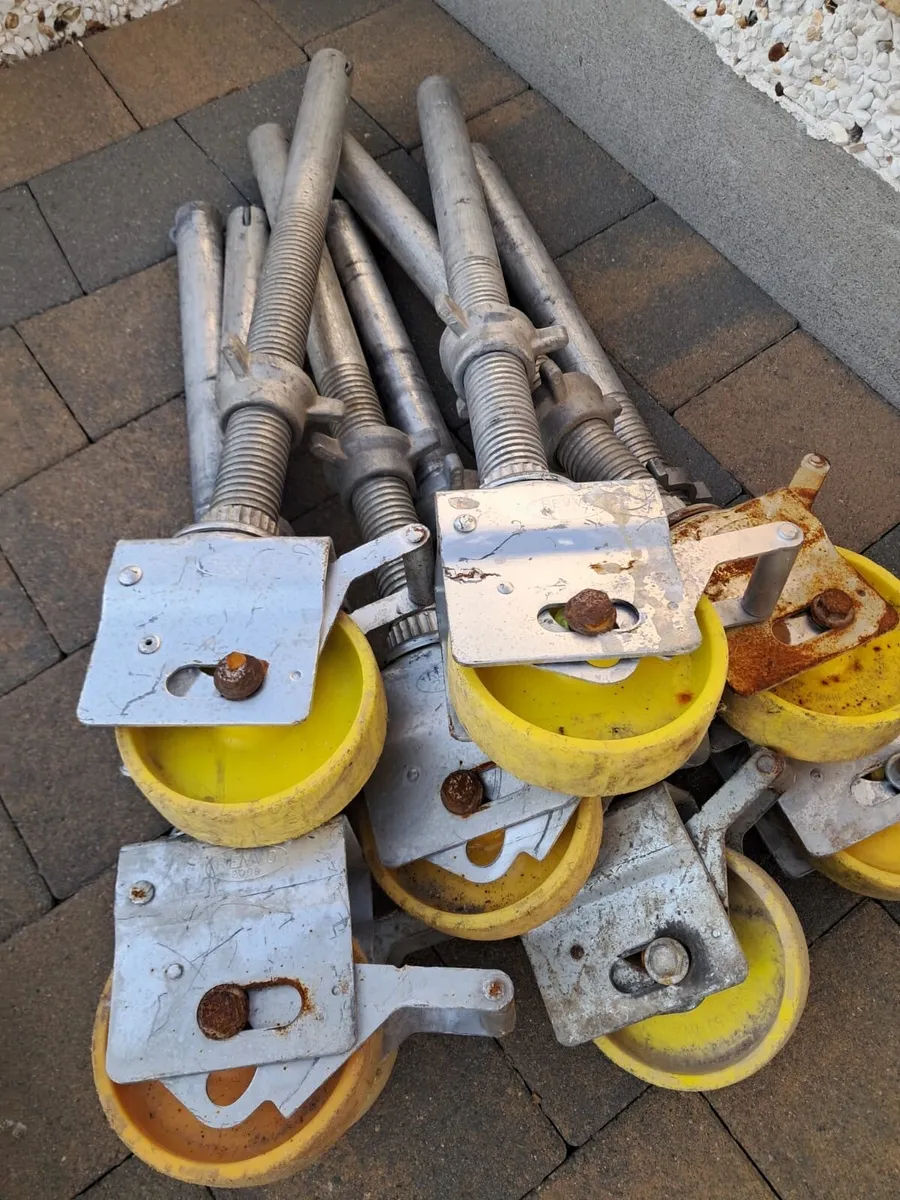 Scaffolding wheels