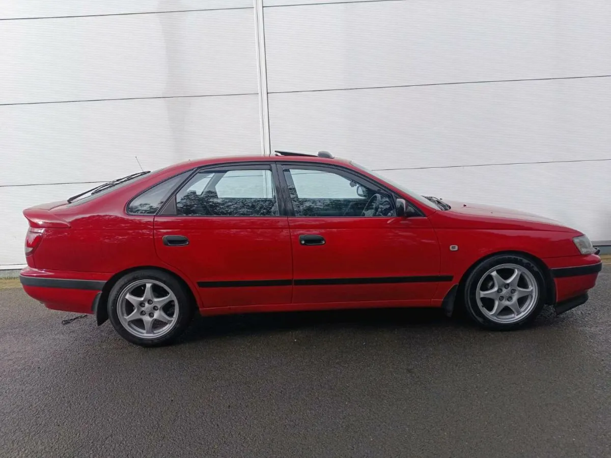 1992 Carina e  hatchback 2.0 petrol executive - Image 4