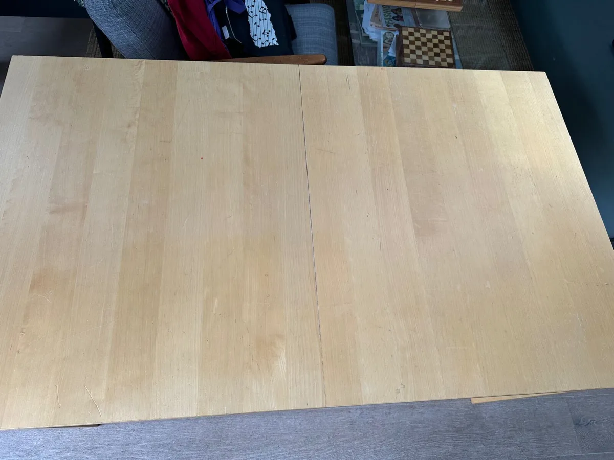 Extendable Table - Image 3