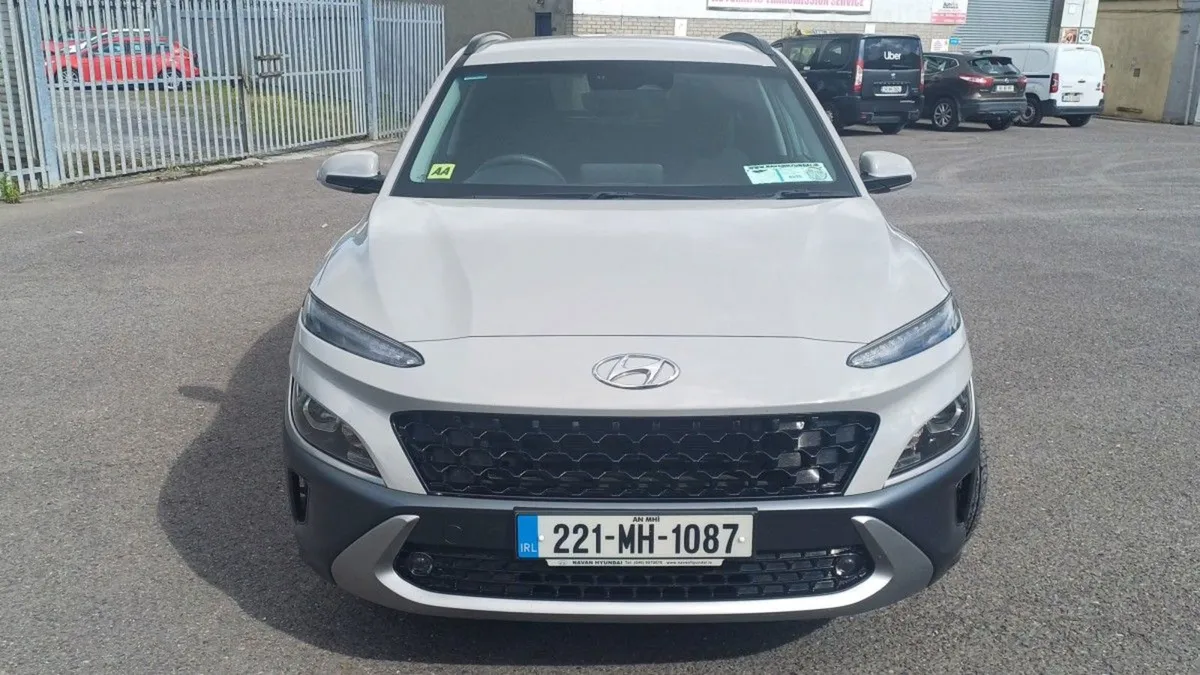 Hyundai Kona HEV Executive  huge Sale - Image 2