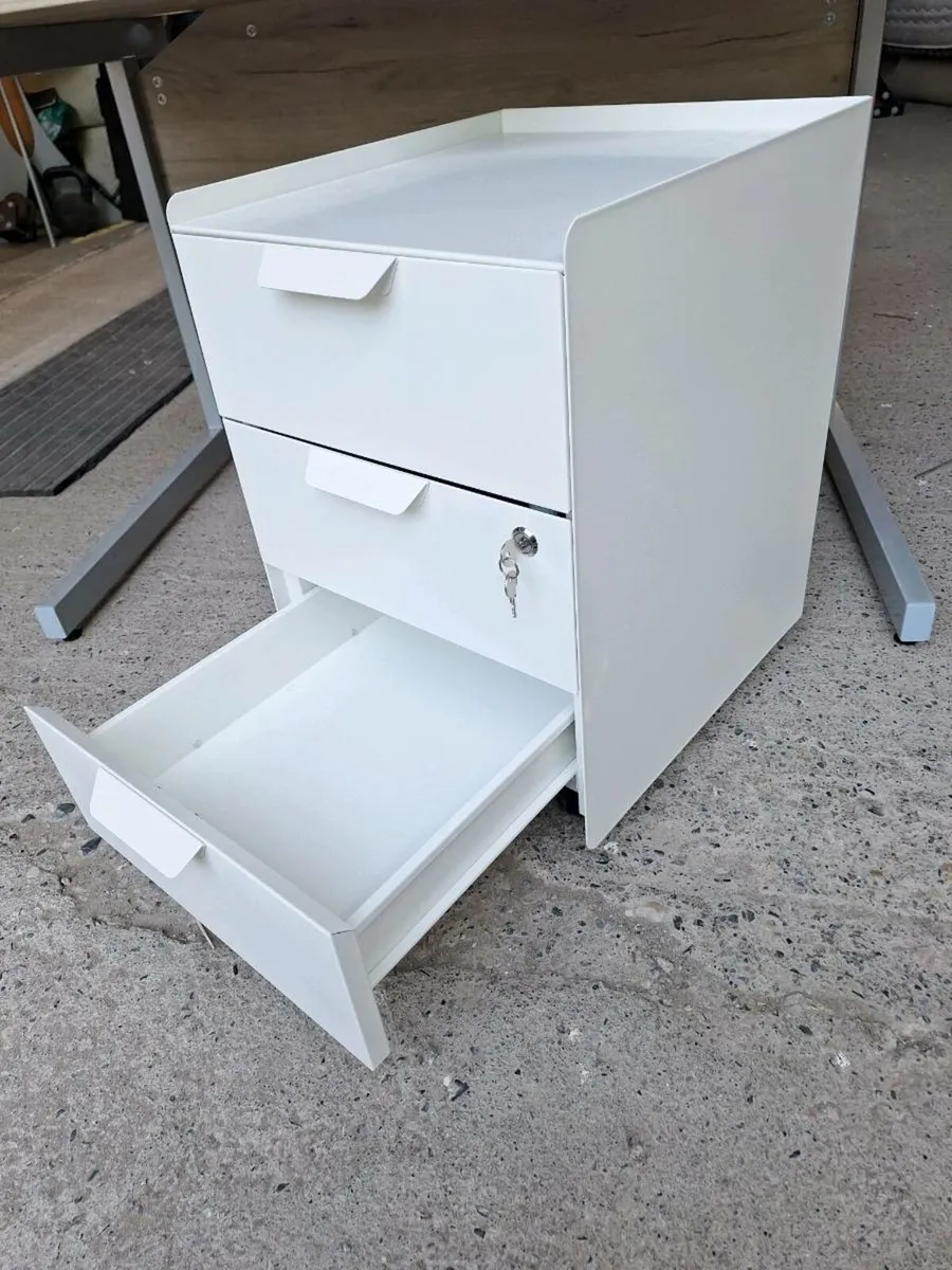 Office desk and file cabinet (DELIVERY) - Image 4