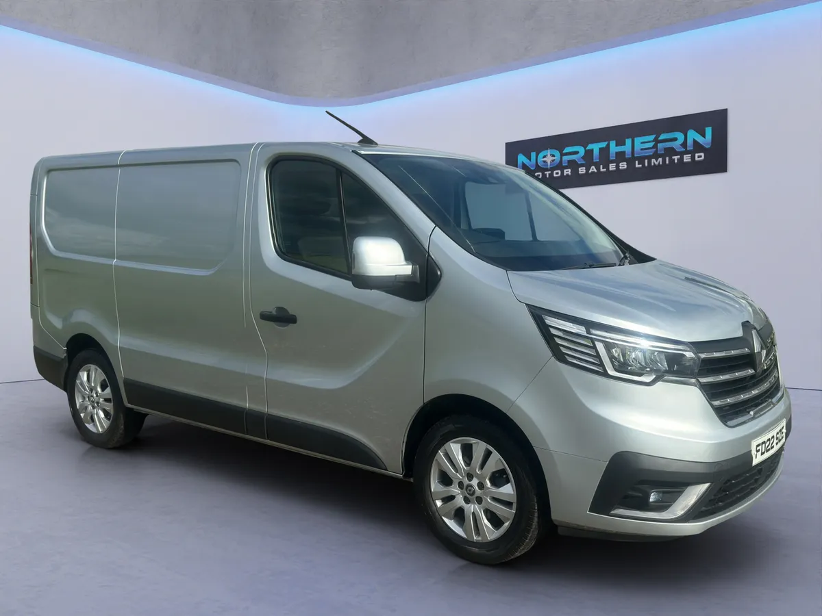 2022 Renault Trafic Sport SL28 Blue dCi 130 - Image 1