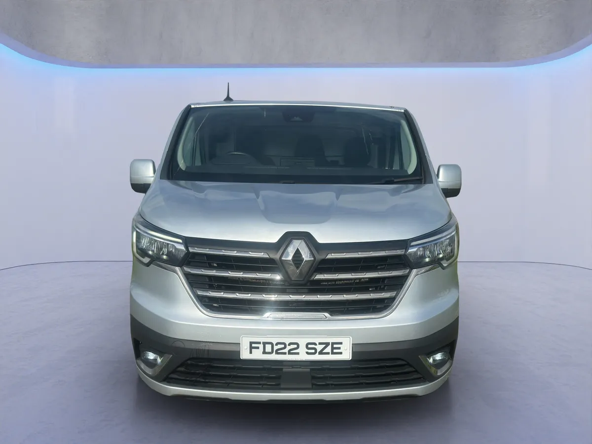 2022 Renault Trafic Sport SL28 Blue dCi 130 - Image 2
