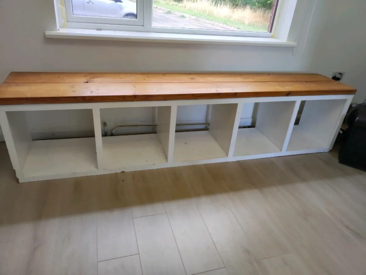 Solid bench - Image 1