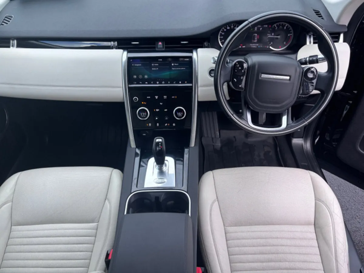 LAND ROVER DISCOVERY SPORT 2.0 D4E 7 SEATER - Image 2