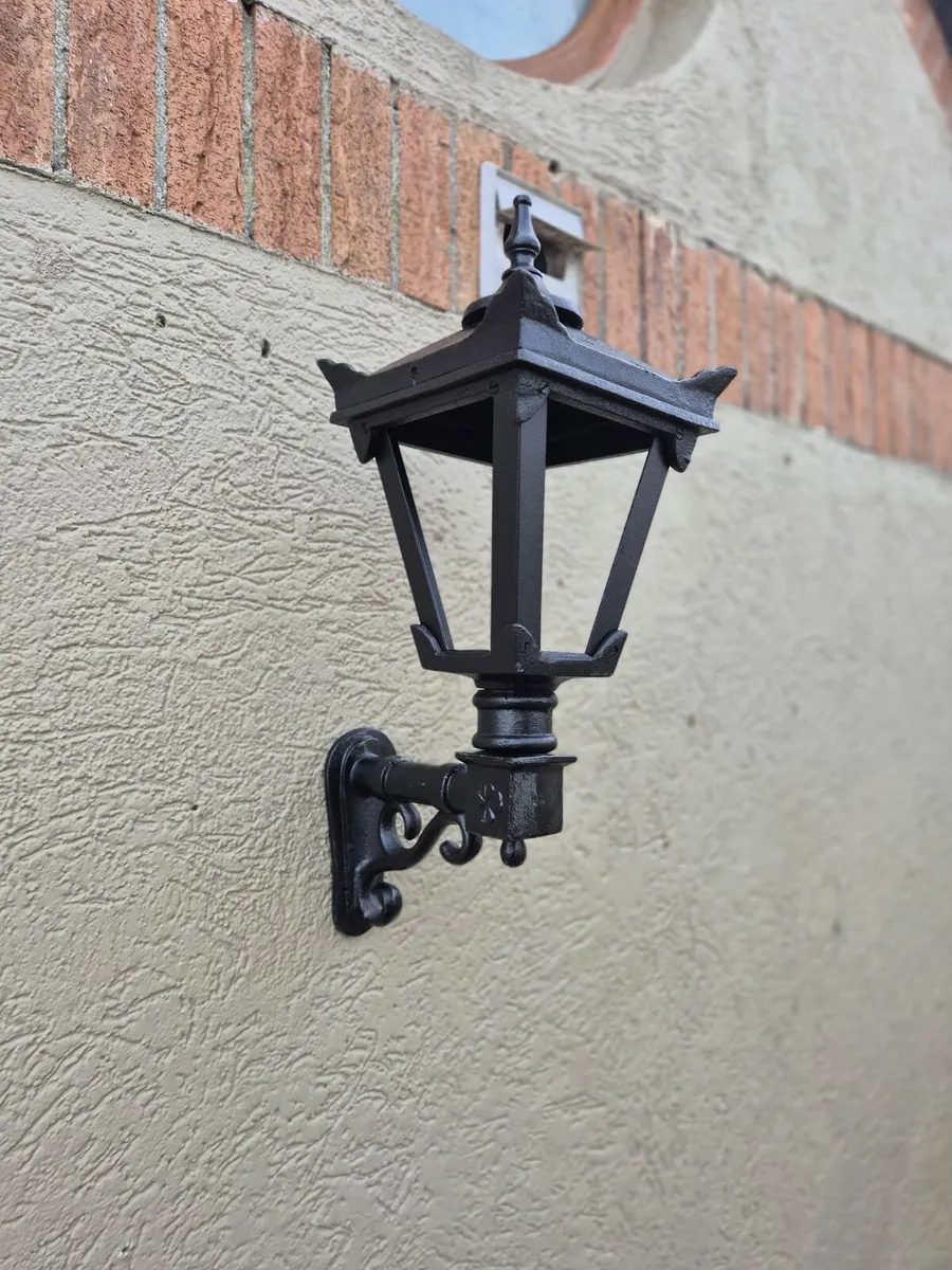 Cast iron lights - Image 4