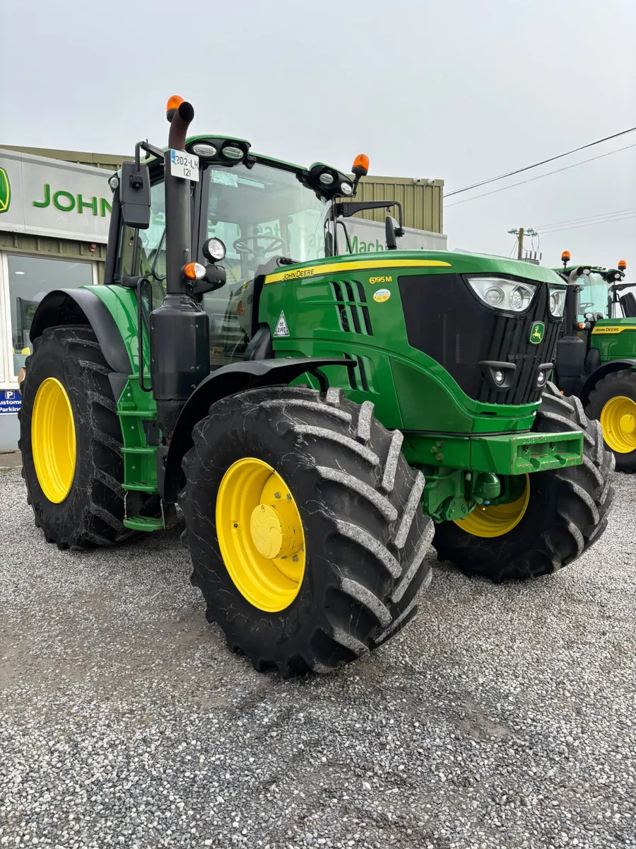 2020 John Deere 6195M - Image 1