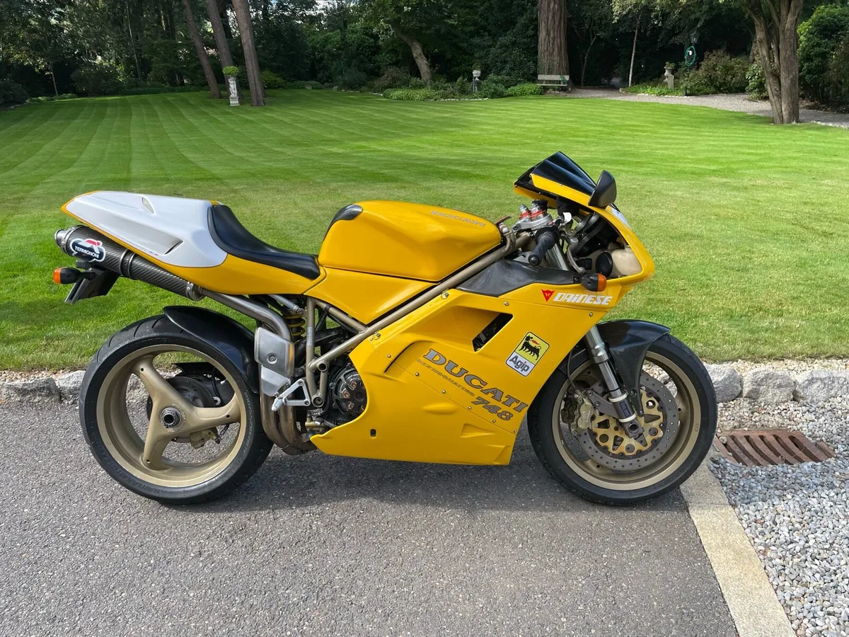 Ducati 748 sp - Image 1