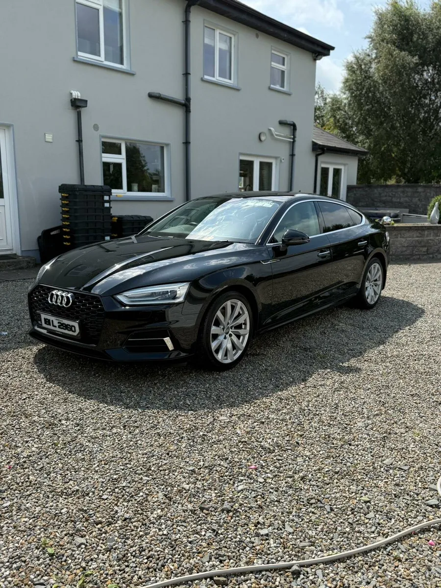 Audi A5 sport back 5 door - Image 3