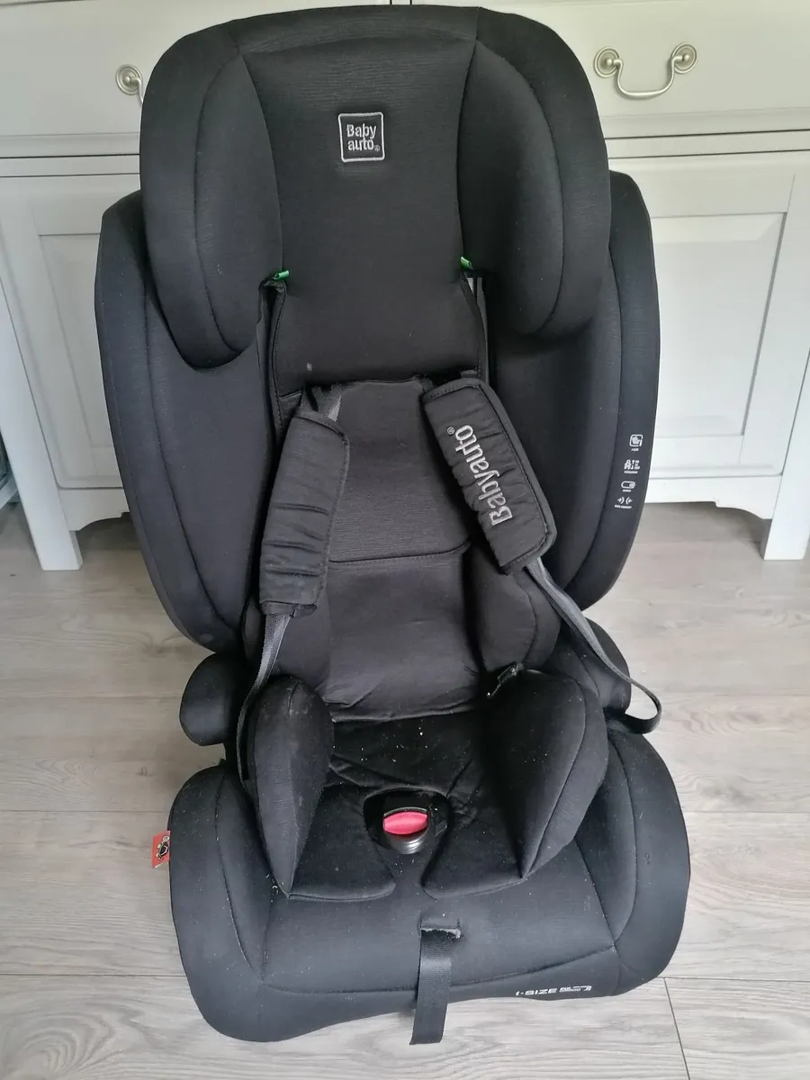Child car seat - Image 1