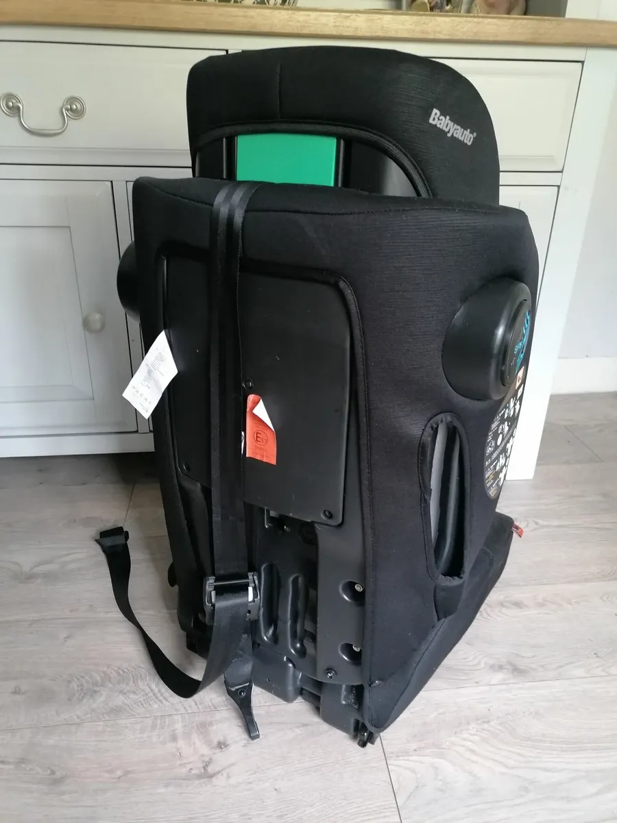 Child car seat - Image 2