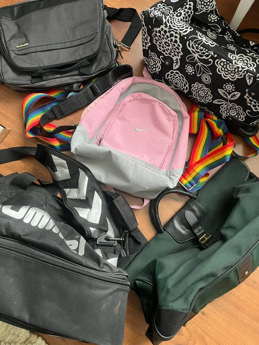 Bundle of bags - Image 2
