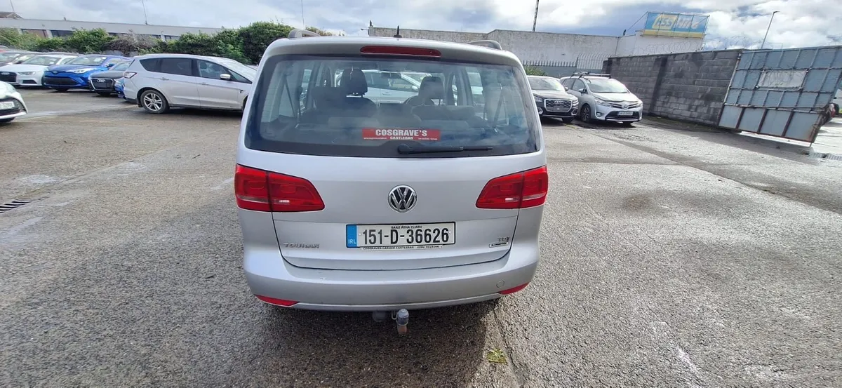 15 Touran…Diesel…7 Seater - Image 4