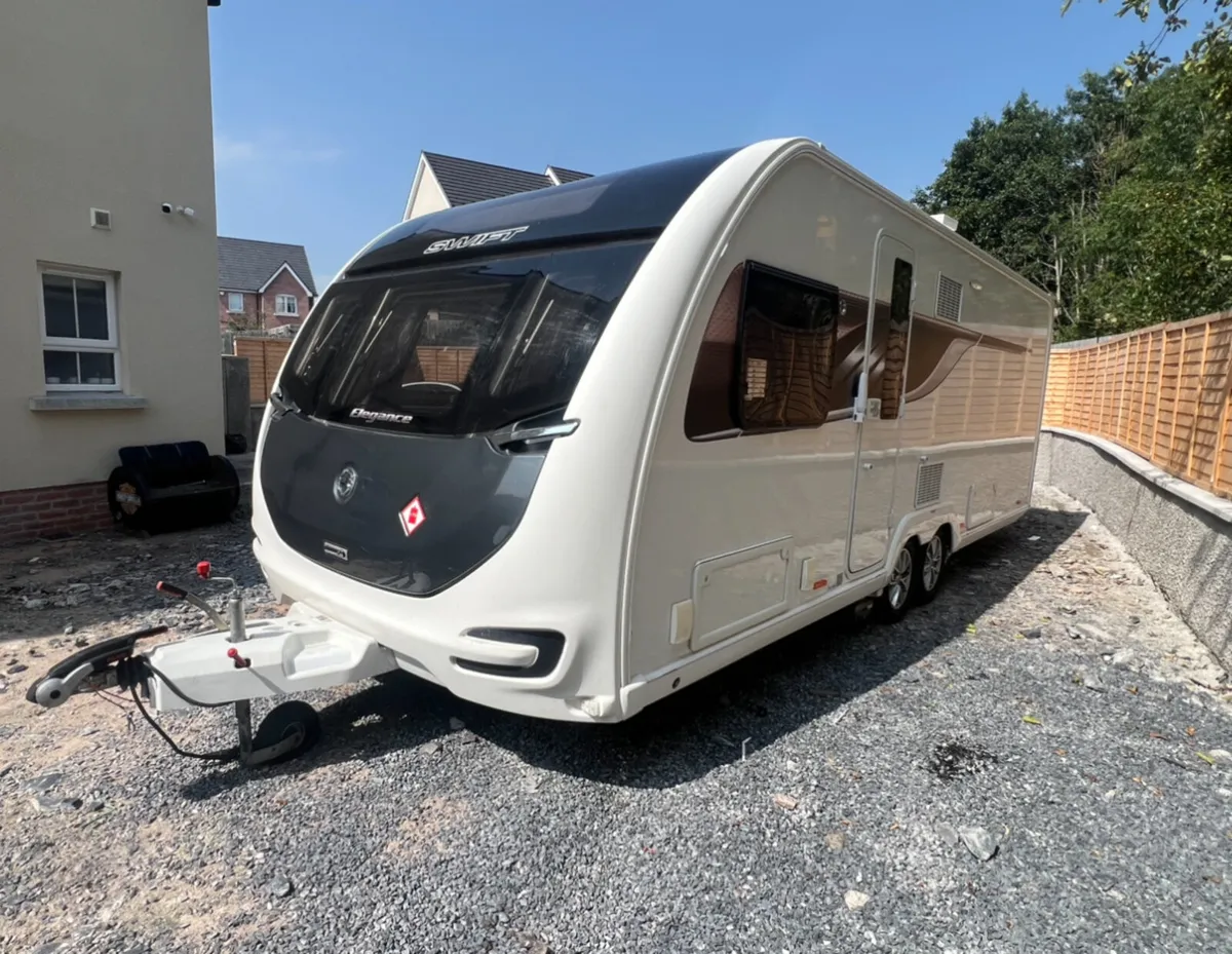 2020 swift elegance grande 4 berth - Image 1