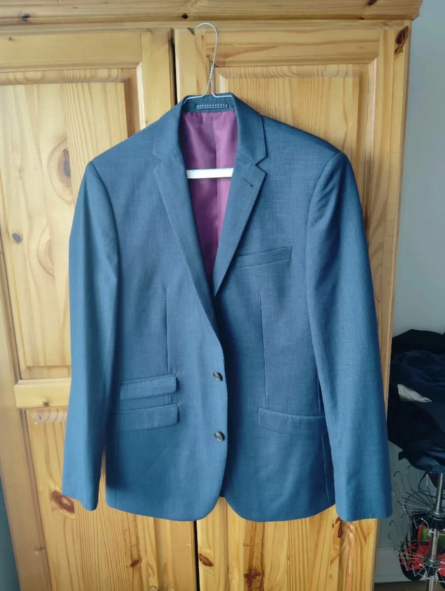 6th Sense suit - Image 1