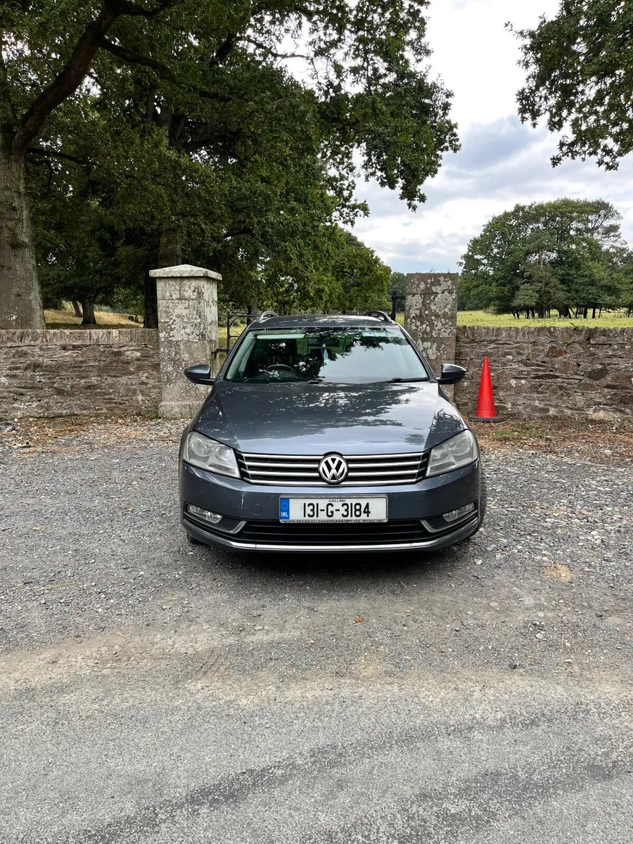 Volkswagen Passat 2013 - Image 1