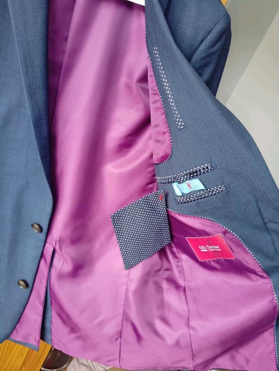 6th Sense suit - Image 2