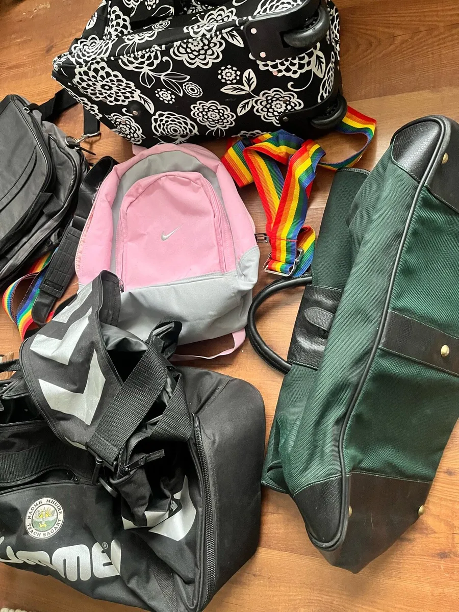 Bundle of bags - Image 4