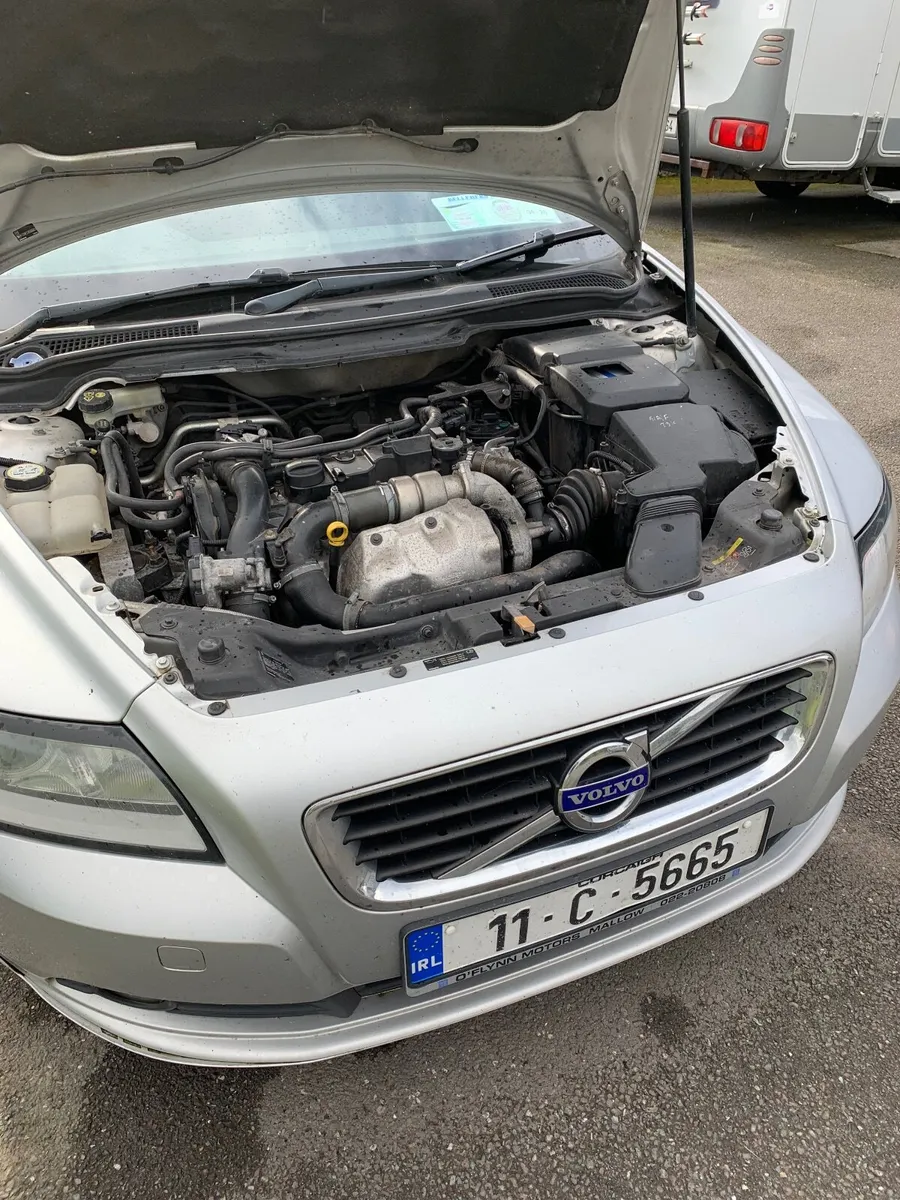 Volvo S40 2011 - Image 4