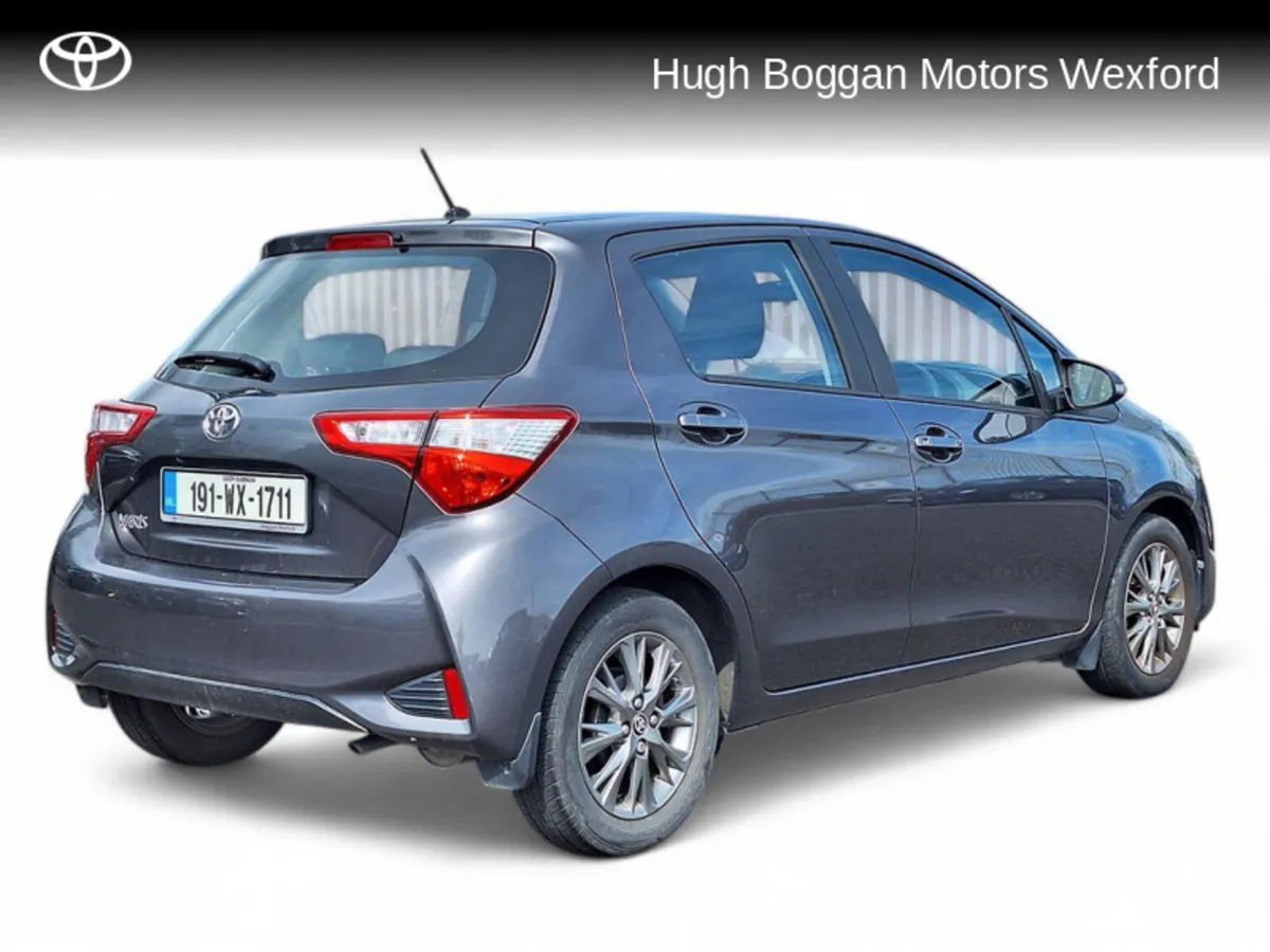 Toyota Yaris 1.0 LUNA ONLY 54000 KMS!! - Image 2