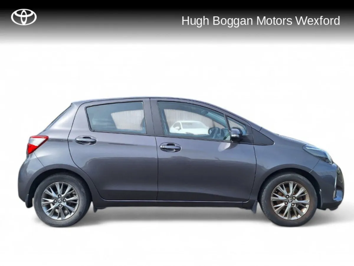 Toyota Yaris 1.0 LUNA ONLY 54000 KMS!! - Image 3