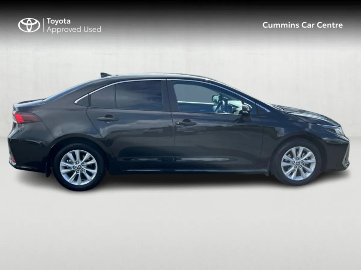 Toyota Corolla COROLLA SALOON LUNA - Image 3