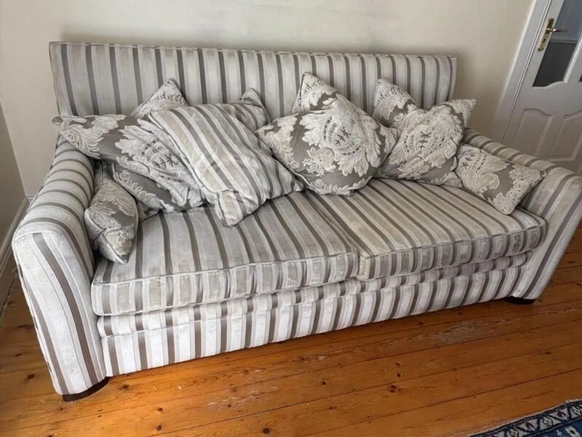 Sofa - Image 3