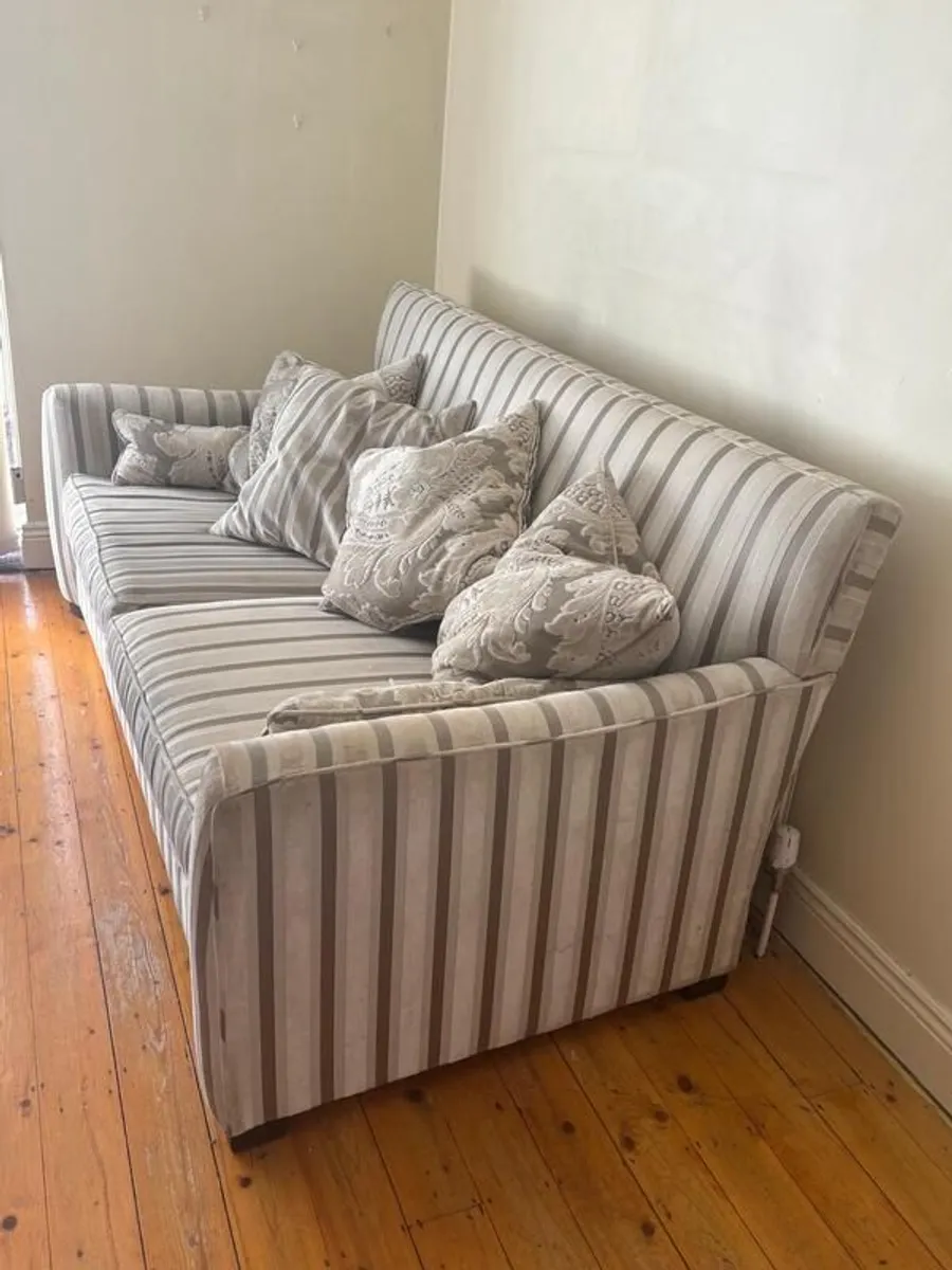 Sofa - Image 4