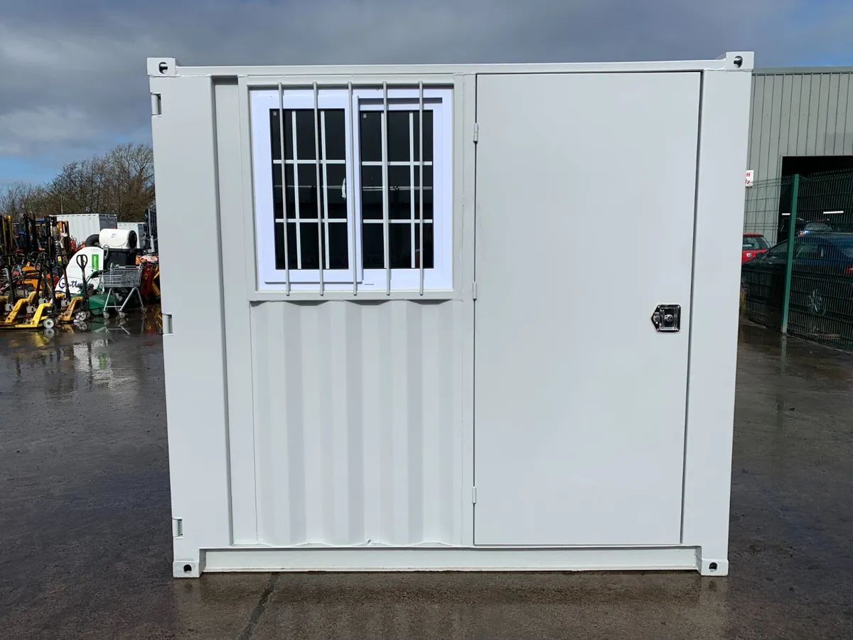 BID ONLINE NOW - UNRESERVED 8FT STORAGE CONTAINER - Image 3