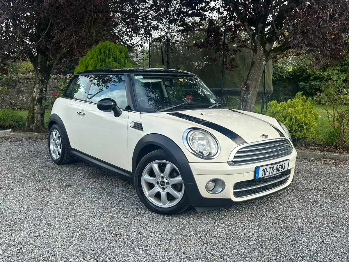 Mini Cooper Diesel - Image 1