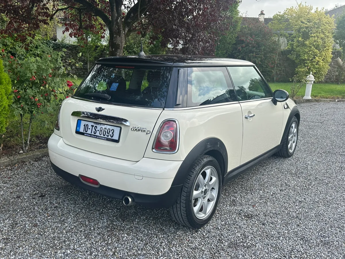 Mini Cooper Diesel - Image 4
