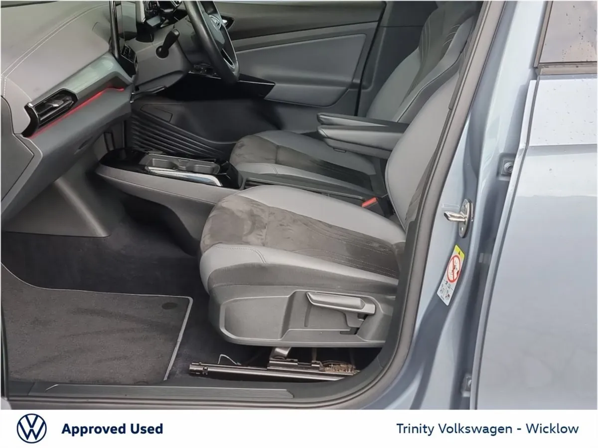 Volkswagen ID.4 PRO Life 77kwh 174 BHP Stunning E - Image 4